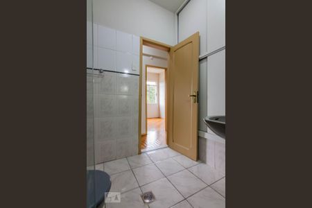 Banheiro Social de apartamento para alugar com 2 quartos, 100m² em Centro, Belo Horizonte