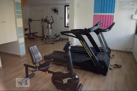 Apartamento à venda com 175m², 4 quartos e sem vagaÁrea comum