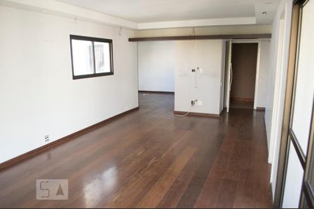 Apartamento à venda com 175m², 4 quartos e sem vagaSala