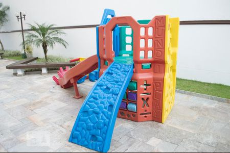 Apartamento à venda com 175m², 4 quartos e sem vagaÁrea comum