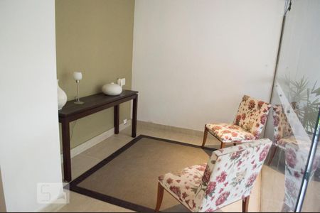 Apartamento à venda com 175m², 4 quartos e sem vagaÁrea comum