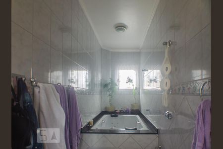 Apartamento à venda com 125m², 3 quartos e 2 vagasBanheiro da suíte