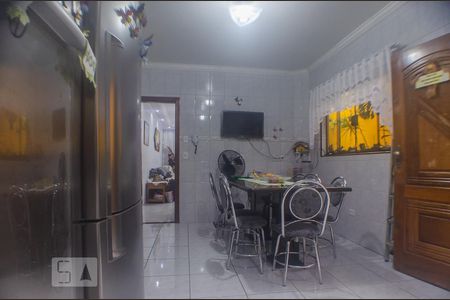 Apartamento à venda com 125m², 3 quartos e 2 vagasCozinha