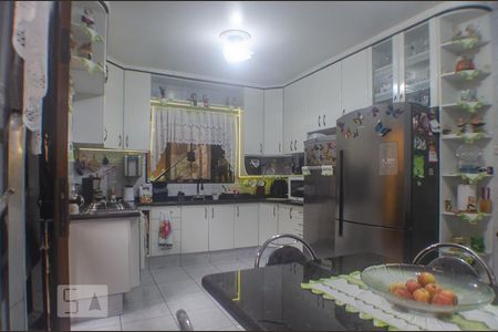 Apartamento à venda com 125m², 3 quartos e 2 vagasCozinha