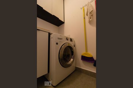 Apartamento à venda com 75m², 1 quarto e 1 vagaÁrea de Serviço