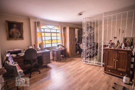 Casa para alugar com 400m², 3 quartos e 3 vagas Casa para alugar com 400m², 3 quartos e 3 vagasEscritório