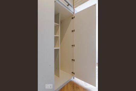 Studio - Armários de kitnet/studio para alugar com 1 quarto, 24m² em Vila Madalena, São Paulo