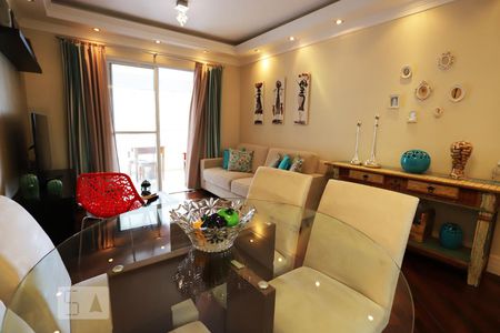 sala de apartamento à venda com 3 quartos, 85m² em Jardim Tupanci, Barueri