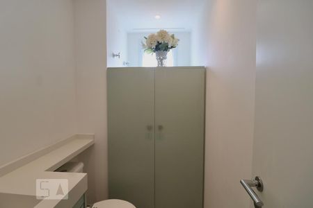 Apartamento à venda com 65m², 2 quartos e 1 vagaBanheiro 2