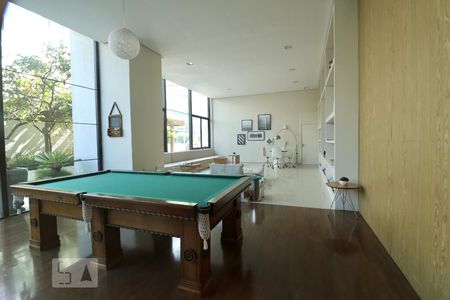 Apartamento à venda com 65m², 2 quartos e 1 vagaÁrea comum