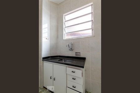 Apartamento para alugar com 60m², 2 quartos e sem vagaCozinha 