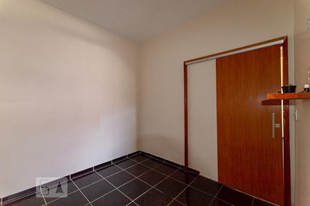 Quarto 2 de apartamento para alugar com 2 quartos, 60m² em Centro, Niterói