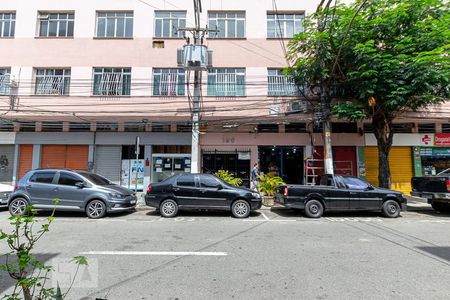 Apartamento para alugar com 60m², 2 quartos e sem vagaFachada