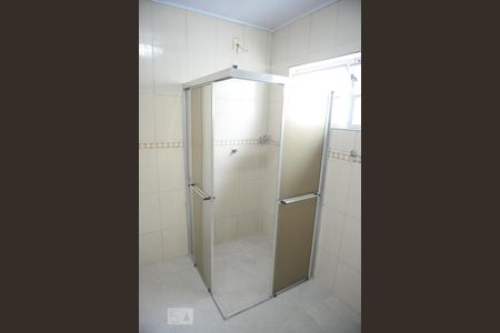 Banheiro de casa de condomínio para alugar com 1 quarto, 56m² em Niterói, Canoas