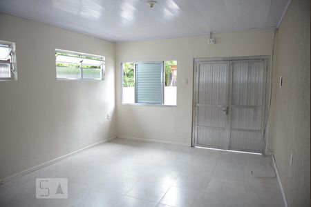 Sala de casa de condomínio para alugar com 1 quarto, 56m² em Niterói, Canoas