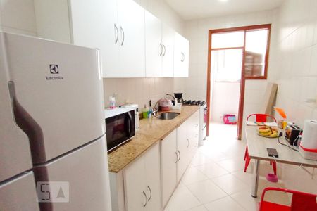 Apartamento para alugar com 88m², 2 quartos e 1 vagaCozinha 