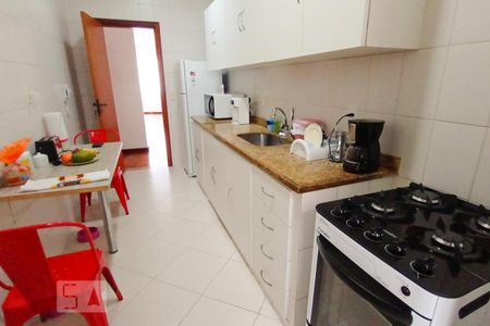 Apartamento para alugar com 88m², 2 quartos e 1 vagaCozinha 