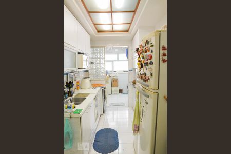 Apartamento à venda com 185m², 4 quartos e 3 vagasCozinha