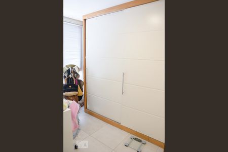 Apartamento à venda com 185m², 4 quartos e 3 vagasQuarto 3 - Armários