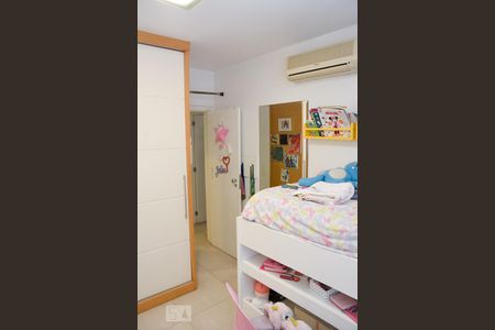 Apartamento à venda com 185m², 4 quartos e 3 vagasQuarto 3