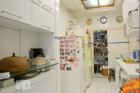 Apartamento à venda com 185m², 4 quartos e 3 vagasCozinha