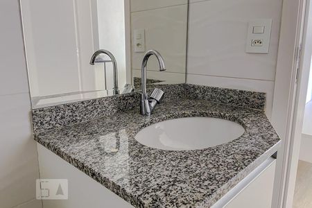 Apartamento à venda com 36m², 1 quarto e 1 vaga Apartamento à venda com 36m², 1 quarto e 1 vagaDetalhe banheiro