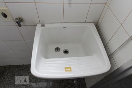 Área de Serviço de apartamento para alugar com 3 quartos, 75m² em Belvedere, Belo Horizonte