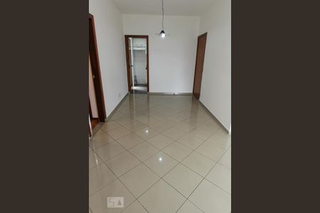 Sala de apartamento para alugar com 3 quartos, 75m² em Belvedere, Belo Horizonte