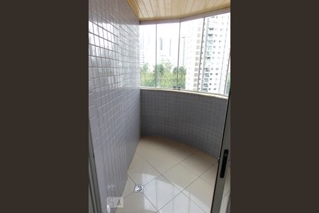 varanda de apartamento para alugar com 3 quartos, 75m² em Belvedere, Belo Horizonte