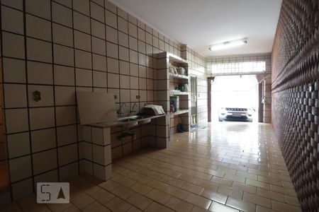 Casa à venda com 180m², 2 quartos e 2 vagasGaragem