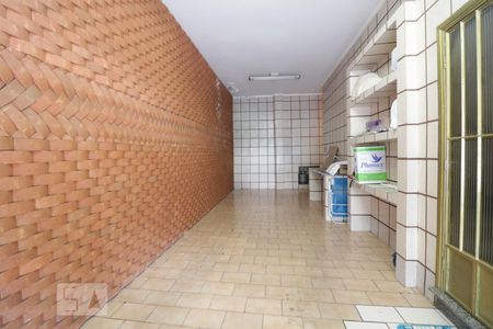 Casa à venda com 180m², 2 quartos e 2 vagasGaragem