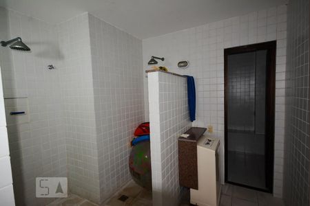 Apartamento à venda com 385m², 4 quartos e 5 vagas Apartamento à venda com 385m², 4 quartos e 5 vagasÁrea comum