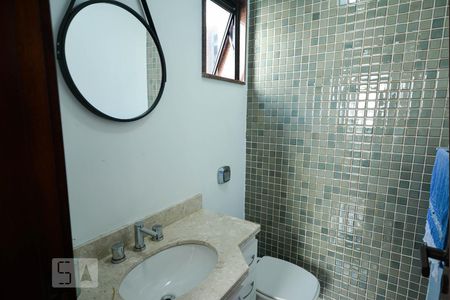 Apartamento à venda com 385m², 4 quartos e 5 vagas Apartamento à venda com 385m², 4 quartos e 5 vagasLavabo