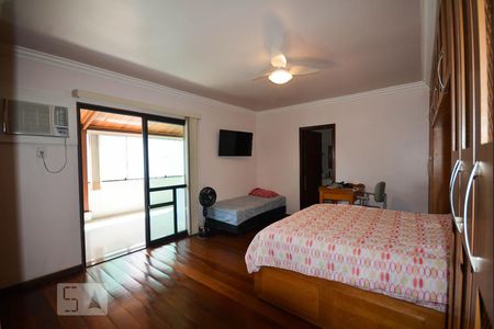 Apartamento à venda com 385m², 4 quartos e 5 vagas Apartamento à venda com 385m², 4 quartos e 5 vagasSuíte 1