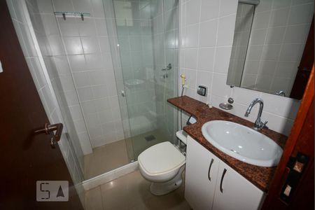Apartamento à venda com 385m², 4 quartos e 5 vagas Apartamento à venda com 385m², 4 quartos e 5 vagasBanheiro