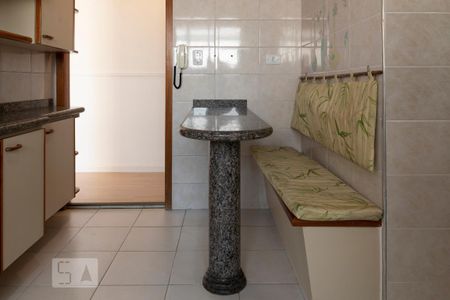 Apartamento para alugar com 57m², 2 quartos e 1 vagaCozinha