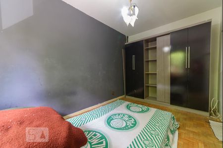 Casa à venda com 400m², 2 quartos e 2 vagasQuarto 1