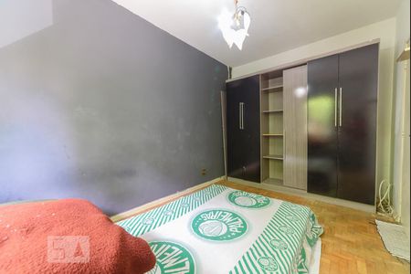 Casa à venda com 400m², 2 quartos e 2 vagasQuarto 1