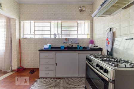 Casa à venda com 400m², 2 quartos e 2 vagasCozinha