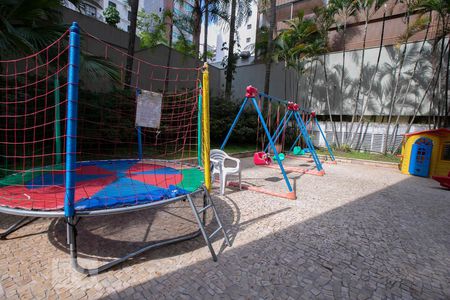 Apartamento para alugar com 103m², 3 quartos e 2 vagasÁrea Comum - Playground