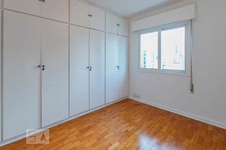 Suíte de apartamento para alugar com 3 quartos, 103m² em Itaim Bibi, São Paulo