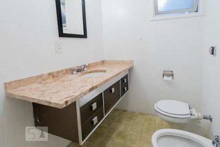 Apartamento para alugar com 103m², 3 quartos e 2 vagasBanheiro