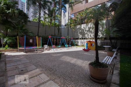 Apartamento para alugar com 103m², 3 quartos e 2 vagasÁrea Comum - Playground
