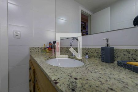 Apartamento à venda com 83m², 2 quartos e 1 vagaBanheiro Suíte