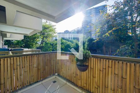 Apartamento à venda com 83m², 2 quartos e 1 vagaVaranda