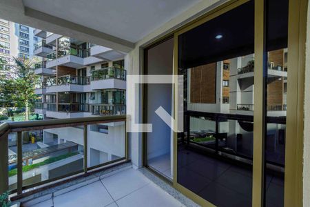 Apartamento à venda com 83m², 2 quartos e 1 vagaVaranda Suíte