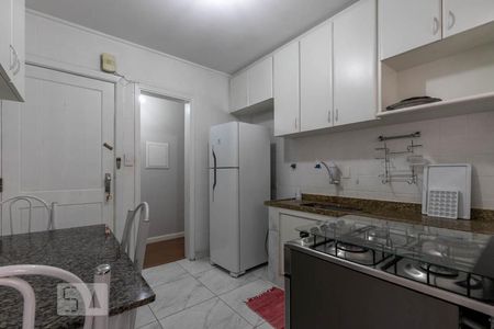 Apartamento para alugar com 80m², 2 quartos e 1 vaga Apartamento para alugar com 80m², 2 quartos e 1 vagaCozinha