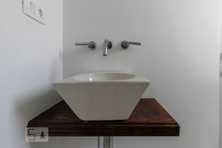 Apartamento à venda com 90m², 1 quarto e 1 vagaBanheiro 2