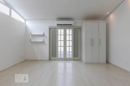 Apartamento à venda com 90m², 1 quarto e 1 vagaSuite