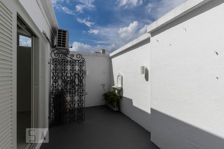 Apartamento à venda com 90m², 1 quarto e 1 vagaVaranda Suite
